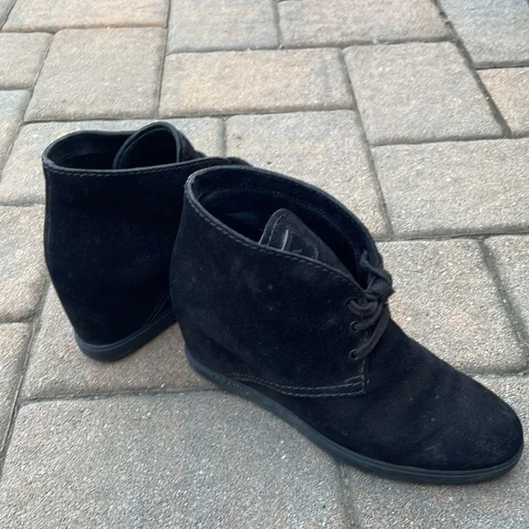 Prada boots - Picture 7 of 10